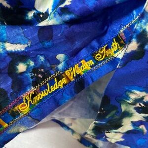 Robert Graham Blue Floral Button-Up Shirt “Turks & Caicos”